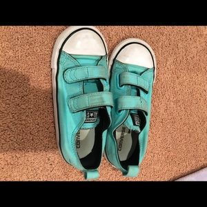 New toddler converse